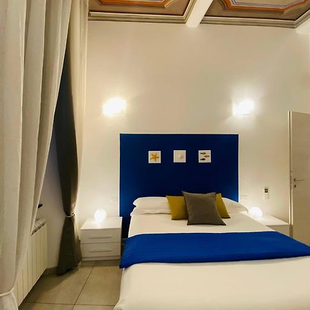 Alla Casa Rosa Al Mare- Centrale A Di Fronte Al Mare- Emozionante- Garage Privato Gratuito A 800 Mt- Aria Condizionata-Wifi Rapallo Luaran gambar