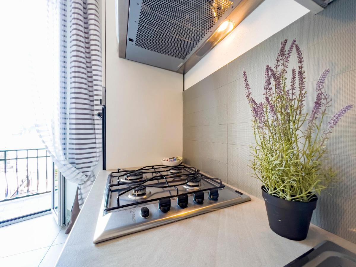 Alla Casa Rosa Al Mare- Centrale A Di Fronte Al Mare- Emozionante- Garage Privato Gratuito A 800 Mt- Aria Condizionata-Wifi Rapallo Luaran gambar