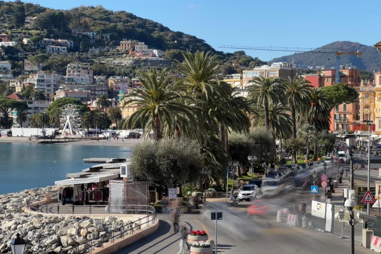 Alla Casa Rosa Al Mare- Centrale A Di Fronte Al Mare- Emozionante- Garage Privato Gratuito A 800 Mt- Aria Condizionata-Wifi Rapallo Luaran gambar