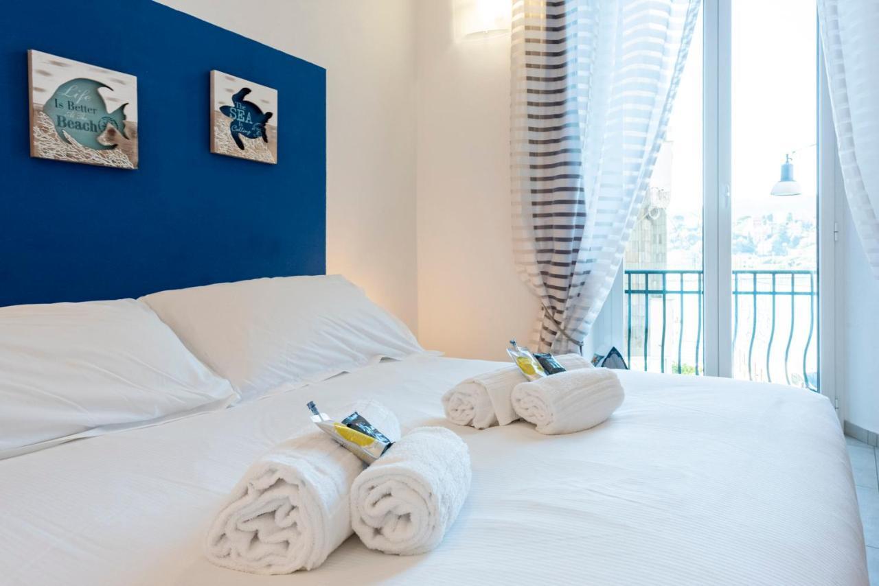 Alla Casa Rosa Al Mare- Centrale A Di Fronte Al Mare- Emozionante- Garage Privato Gratuito A 800 Mt- Aria Condizionata-Wifi Rapallo Luaran gambar