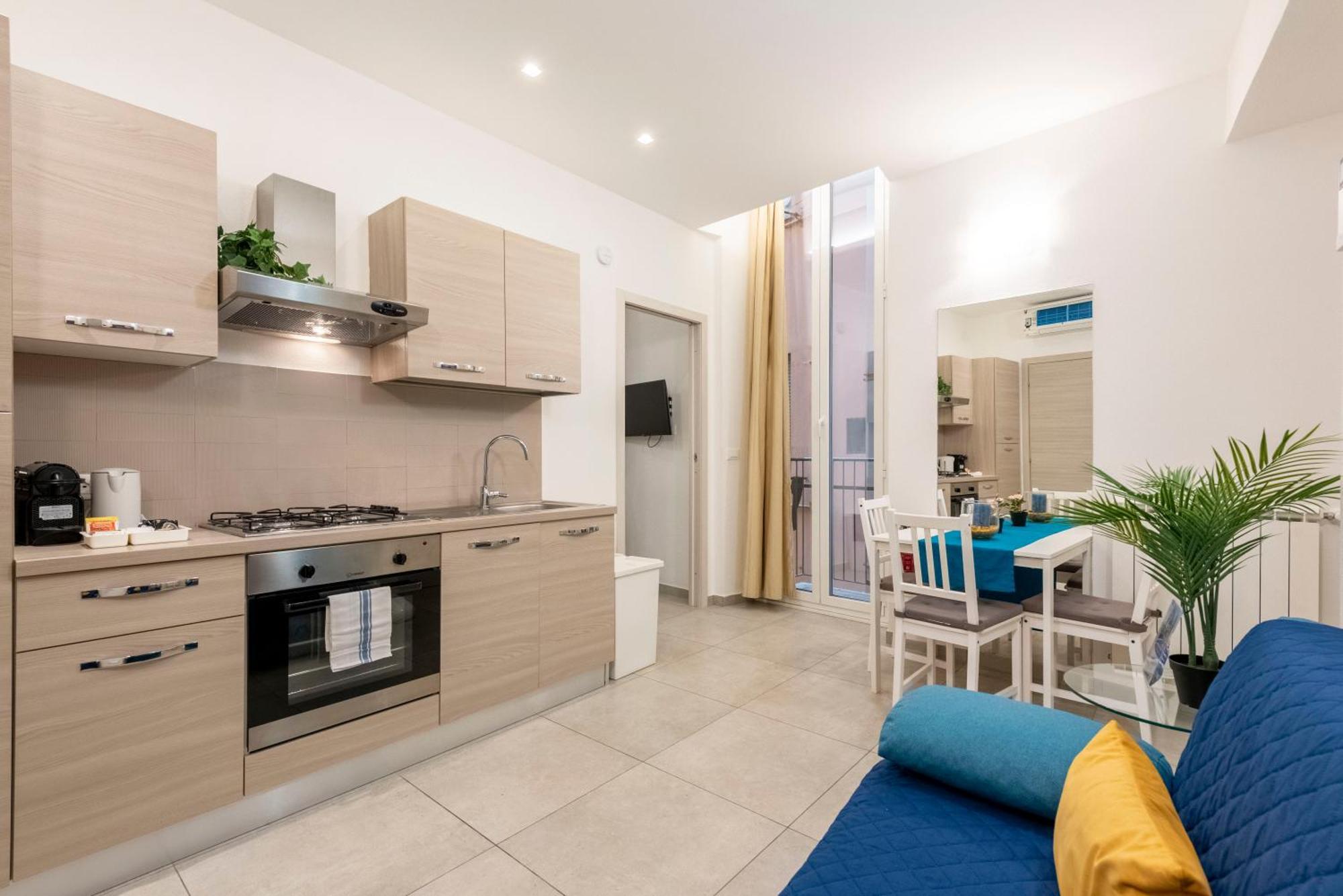 Alla Casa Rosa Al Mare- Centrale A Di Fronte Al Mare- Emozionante- Garage Privato Gratuito A 800 Mt- Aria Condizionata-Wifi Rapallo Luaran gambar